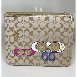 COACH💥NWOT💥DAISY POPPY TABLET SLEEVE